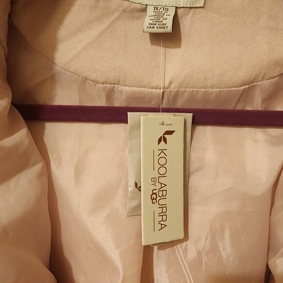 Koolaburra by UGG Shacket 1X Blush Faux Sherpa with Button Off Hood Poly. Lining - Picture 6 of 16